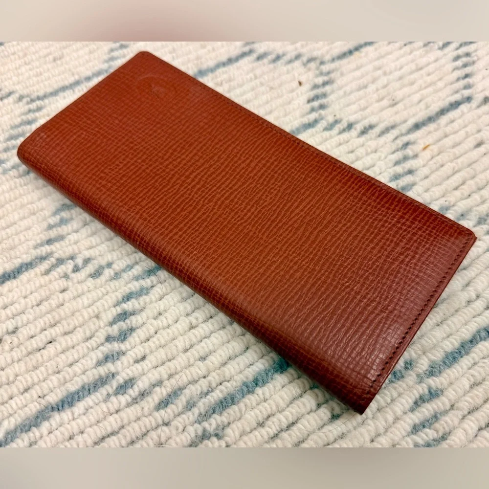 BURRBERRYS Vintage Rare 90’s Unisex Brown Textured Leather Long Bifold Wallet